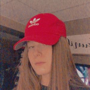 Meet your Posher, Caitlin